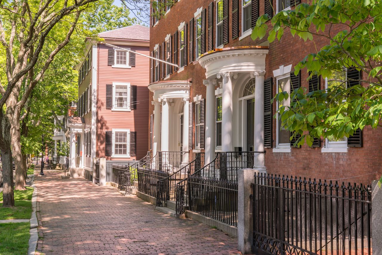 New England houses